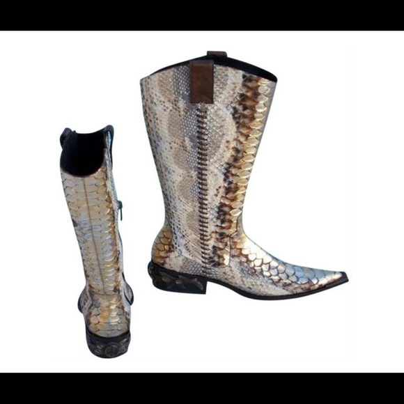 Donald Pliner Western Couture Python Boots - Picture 4 of 9